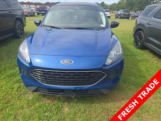 Used 2022 Ford Escape SE w/ SE Sport Appearance Package