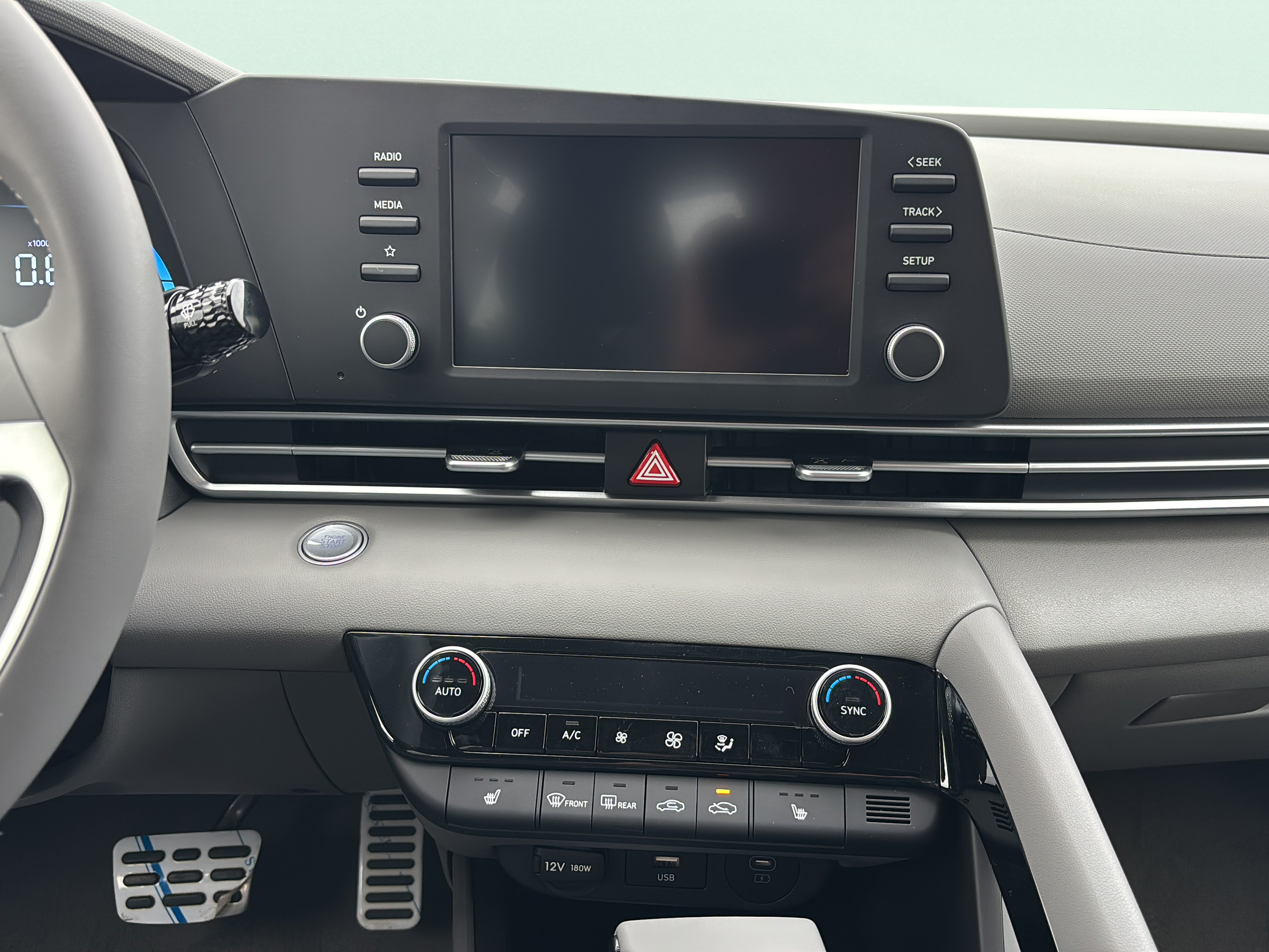 New 2026 Hyundai Elantra SEL Sport Premium FWD image 11
