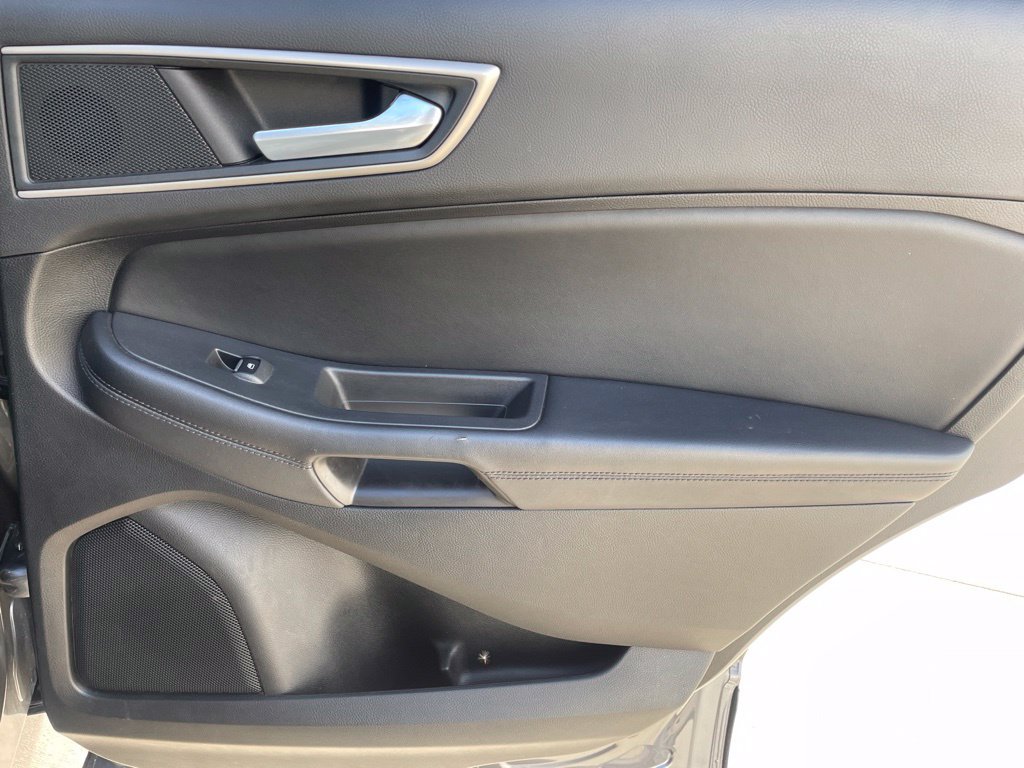 Used 2024 Ford Edge SEL AWD/4WD image 24