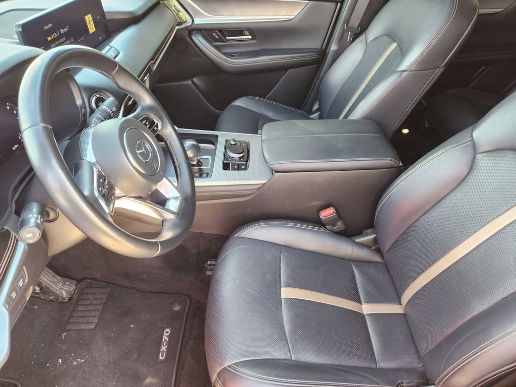 Used 2025 MAZDA CX-70 3.3 Turbo w/ Premium Plus Pkg image 16
