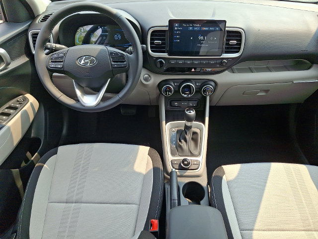 New 2026 Hyundai Venue SEL FWD image 10
