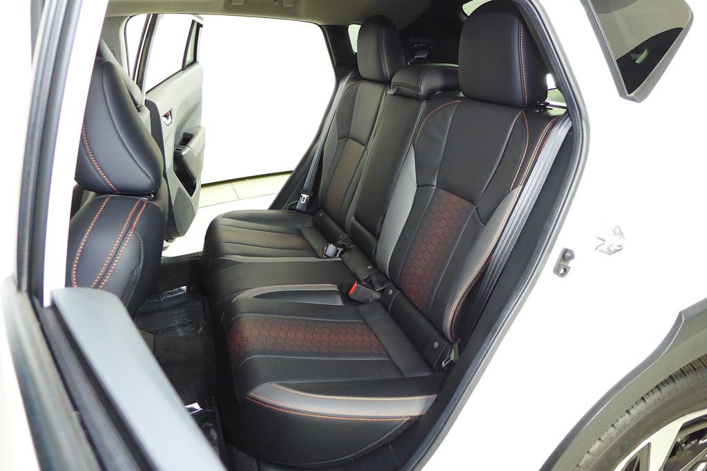 Used 2025 Subaru Crosstrek 2.5i Limited w/ Crosstrek Mirror Package image 21