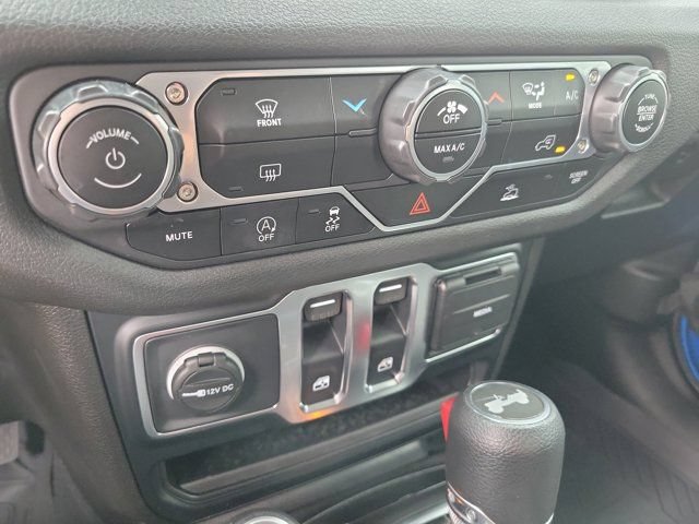 Used 2024 Jeep Wrangler Sport AWD/4WD image 27