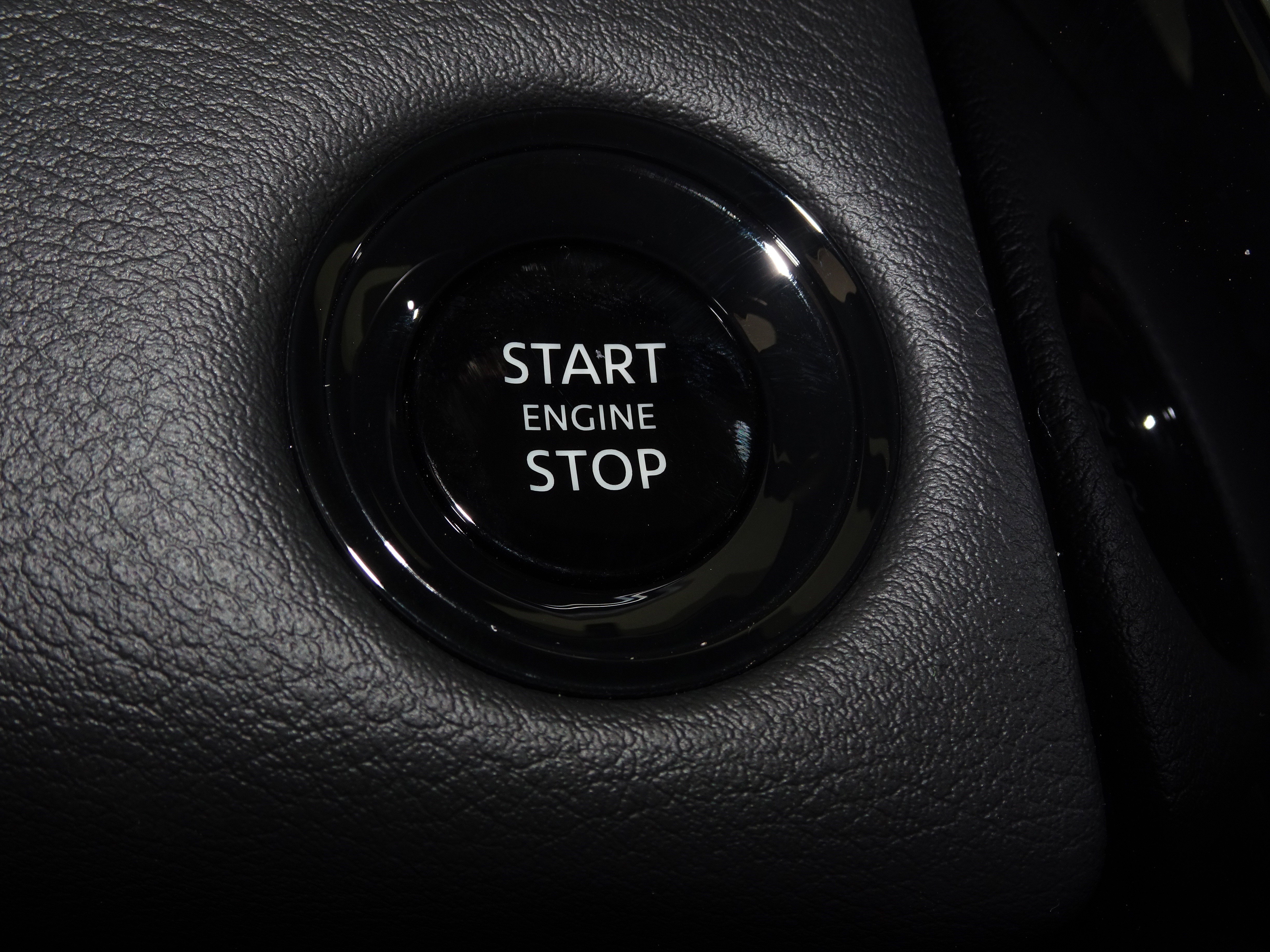 New 2026 Nissan Armada Platinum image 40