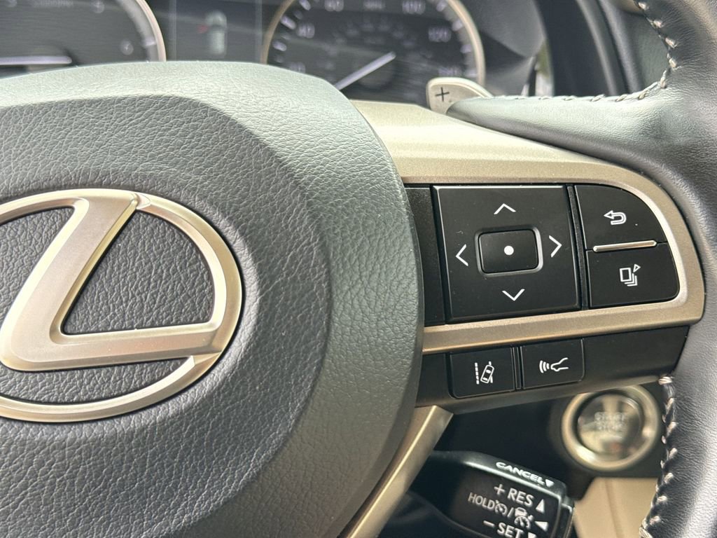 Used 2021 Lexus RX 350L Premium w/ Premium Package AWD/4WD image 27