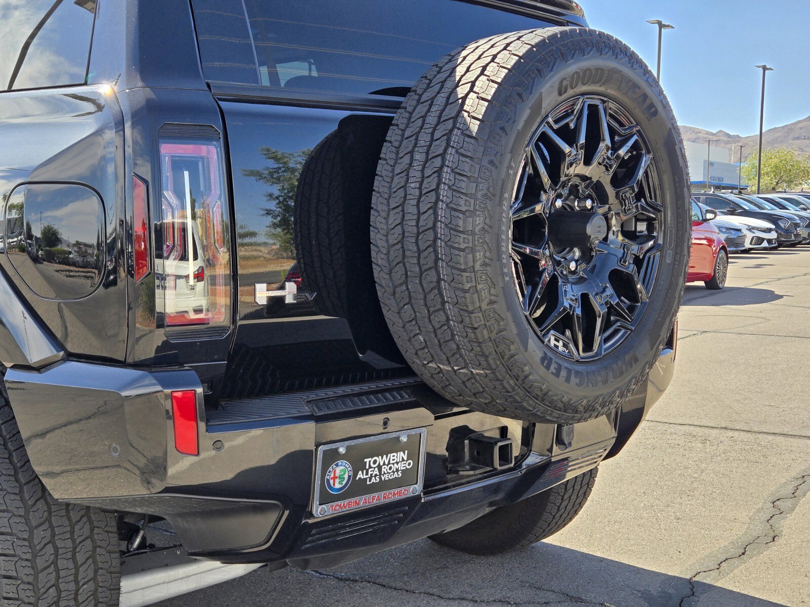 Used 2025 GMC Hummer EV 2X AWD/4WD image 5