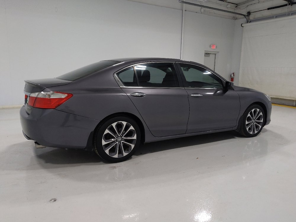 Used 2015 Honda Accord Sport image 10