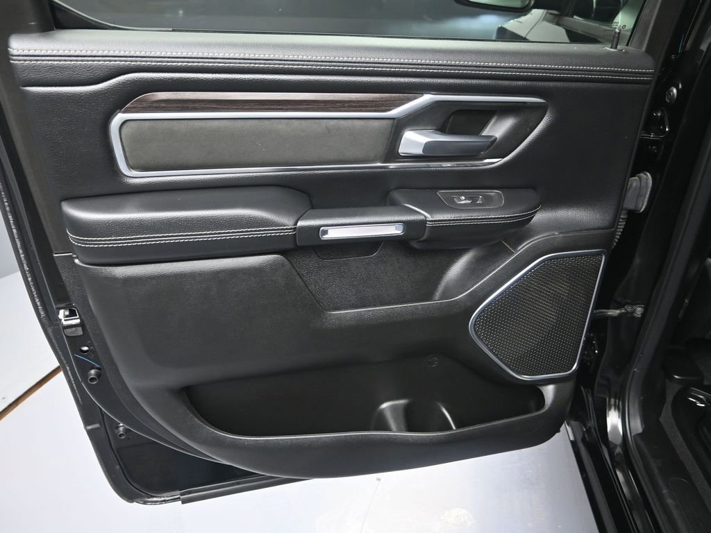 Used 2025 RAM 1500 Laramie image 26