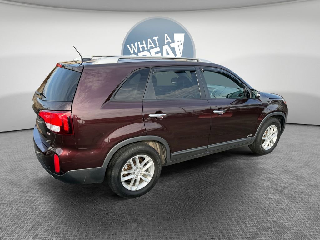 Used 2014 Kia Sorento LX AWD/4WD image 3
