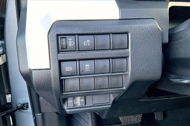 Used 2024 Toyota Tacoma TRD Off-Road image 33