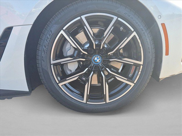 Certified 2023 BMW i4 eDrive40 w/ M Sport Package RWD image 26