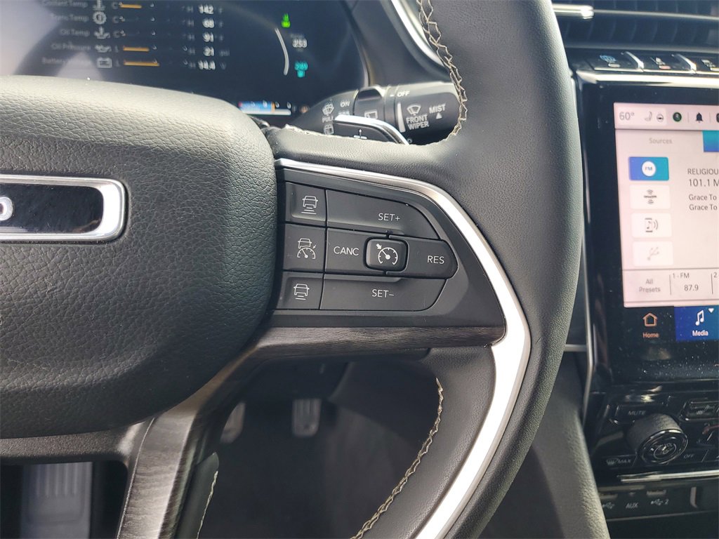 Used 2024 Jeep Grand Cherokee Limited 4xe image 18