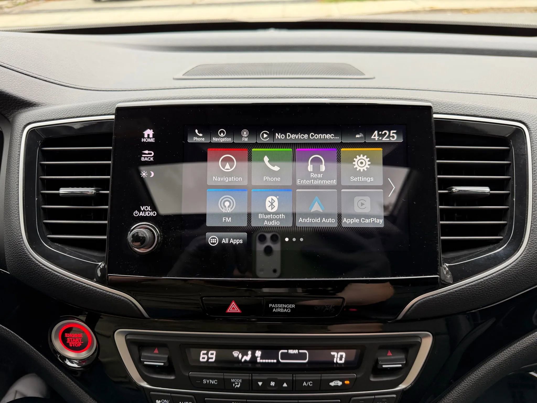 Used 2020 Honda Pilot Touring image 50