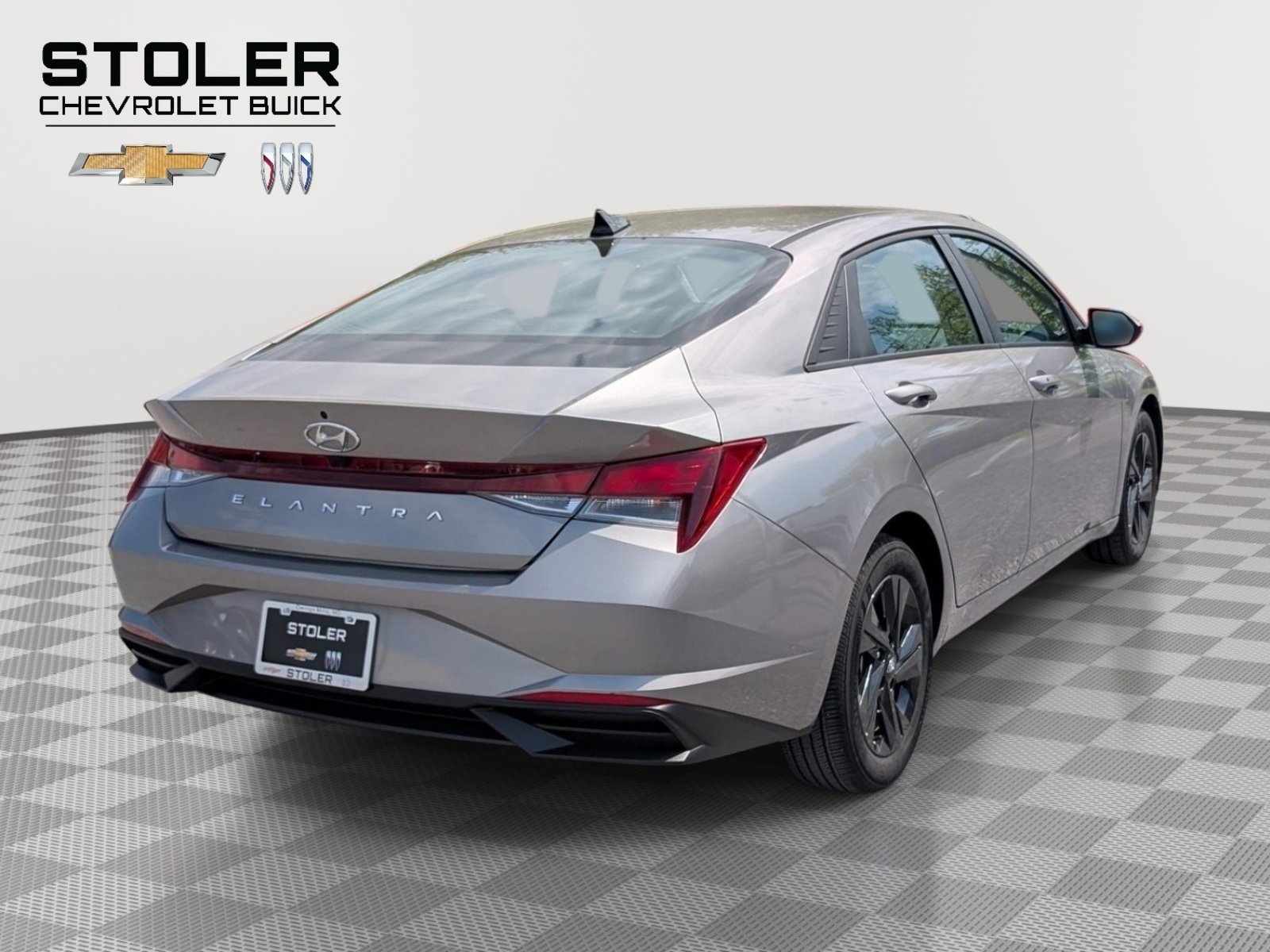 Used 2023 Hyundai Elantra SEL w/ Cargo Package FWD image 5