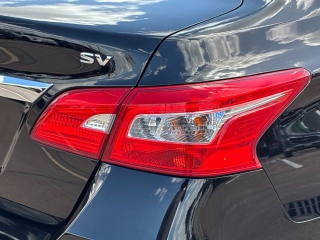 Used 2017 Nissan Sentra SV FWD image 28