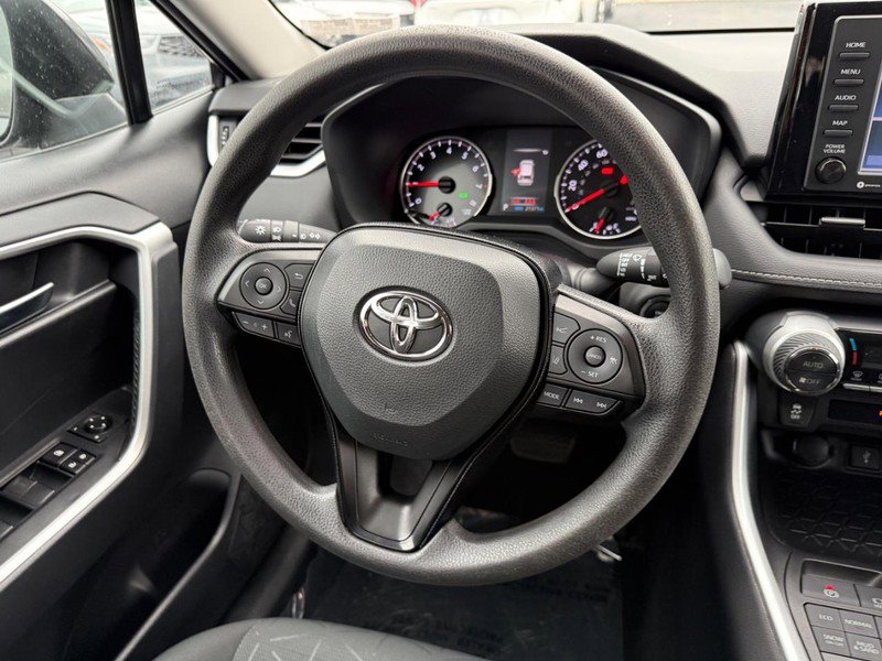 Used 2021 Toyota RAV4 XLE image 14
