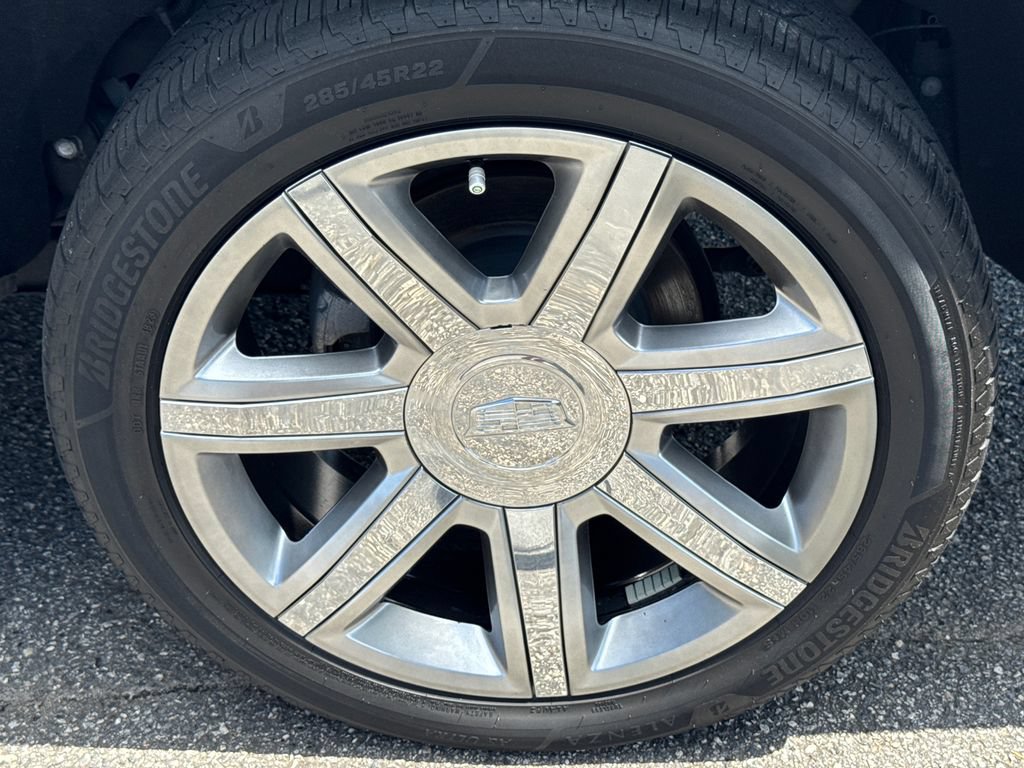 Used 2020 Cadillac Escalade ESV Luxury AWD/4WD image 22