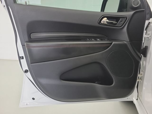 Used 2025 Dodge Durango GT w/ Blacktop Package RWD image 19