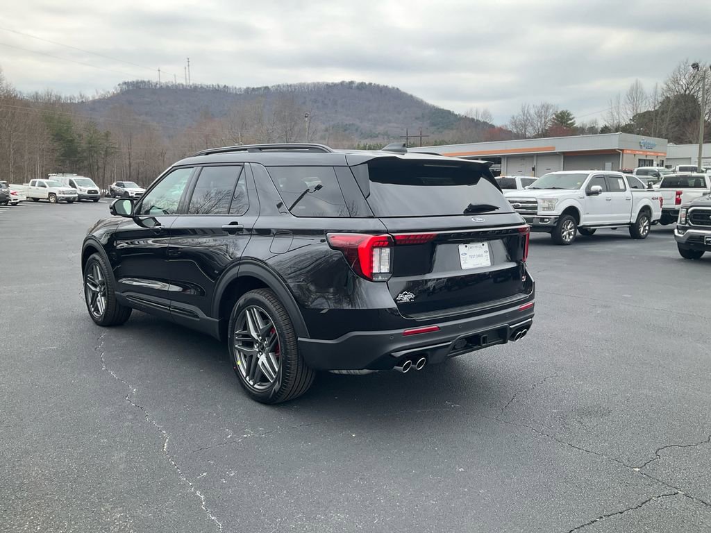 New 2026 Ford Explorer ST w/ Sun And Sound Package image 7