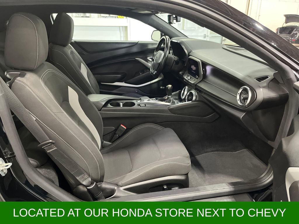 Used 2021 Chevrolet Camaro LT w/ RS Package image 26