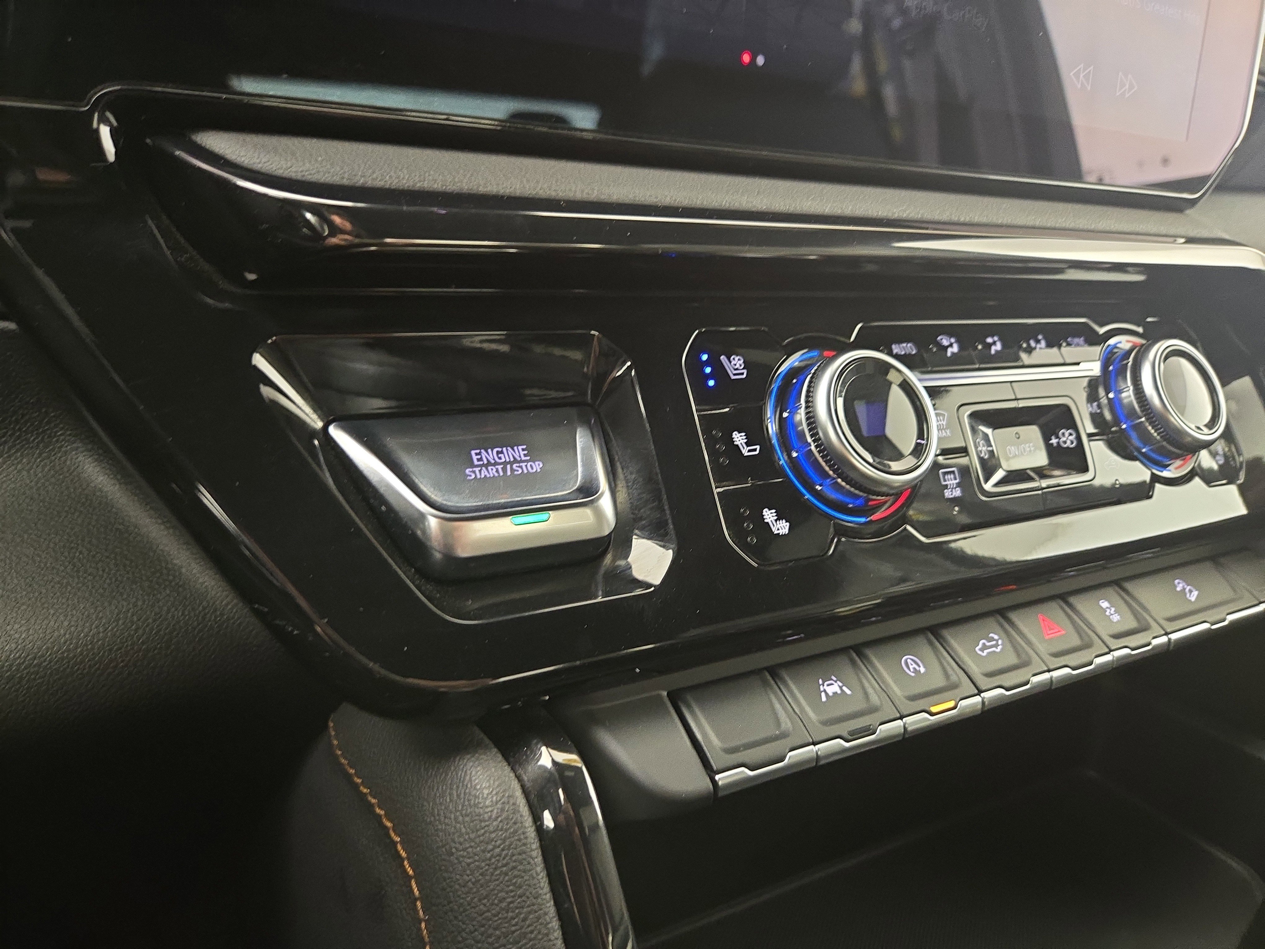Certified 2022 GMC Sierra 1500 AT4 AWD/4WD image 25