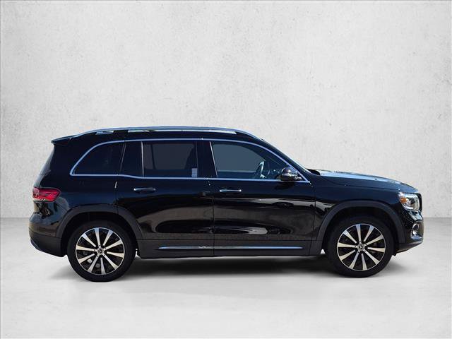 Used 2022 Mercedes-Benz GLB 250 image 4