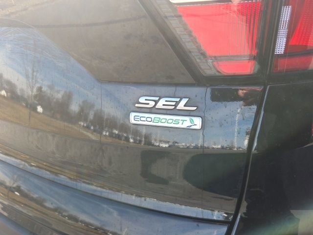 Used 2018 Ford Escape SEL image 9