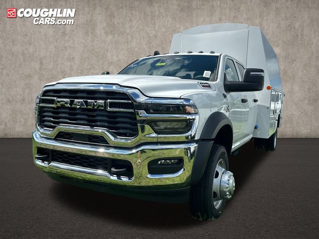 New 2026 RAM 5500 Tradesman w/ Chrome Appearance Group AWD/4WD image 3