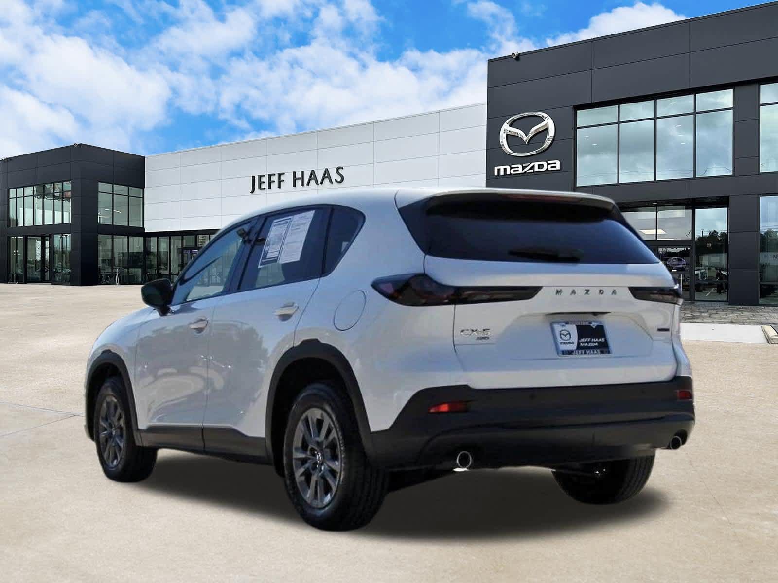 Certified 2026 MAZDA CX-5 Select AWD/4WD image 2