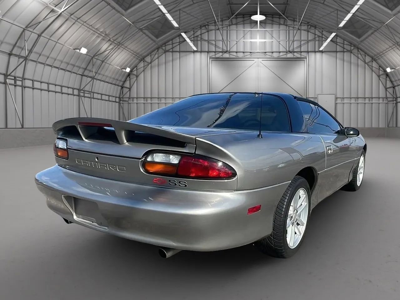 Used 2002 Chevrolet Camaro Z28 w/ SS Performance/Appearance Pkg RWD image 5