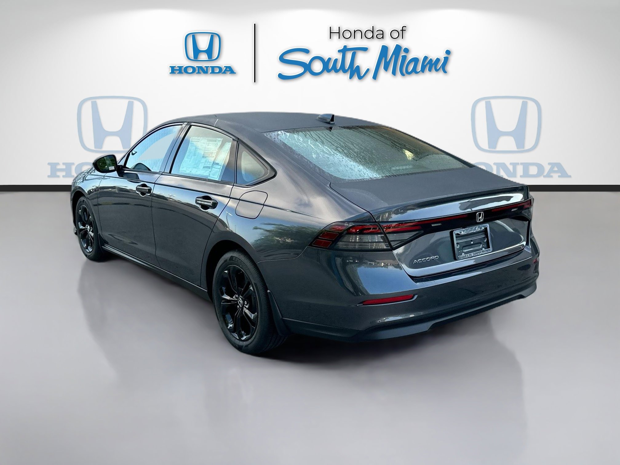 New 2025 Honda Accord SE image 4