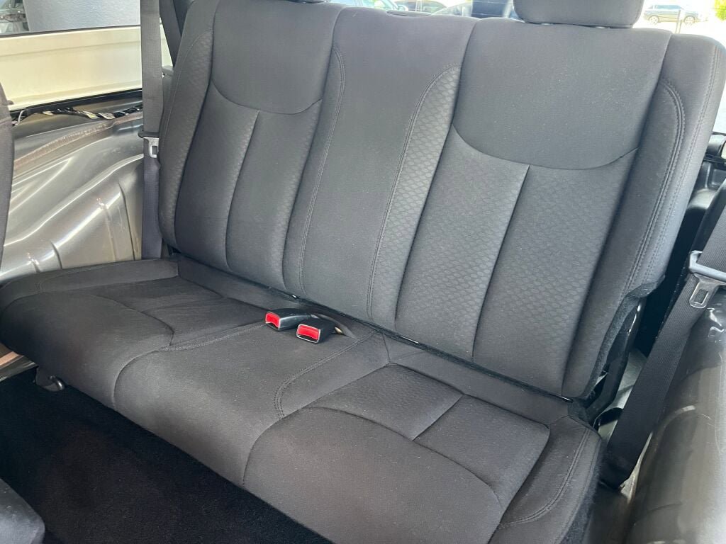 Used 2018 Jeep Wrangler Sport AWD/4WD image 21