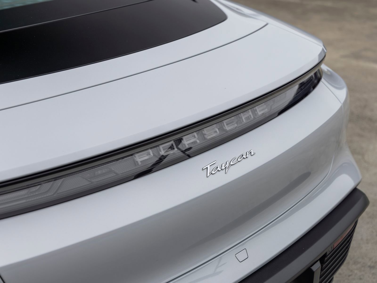 Certified 2025 Porsche Taycan RWD image 20