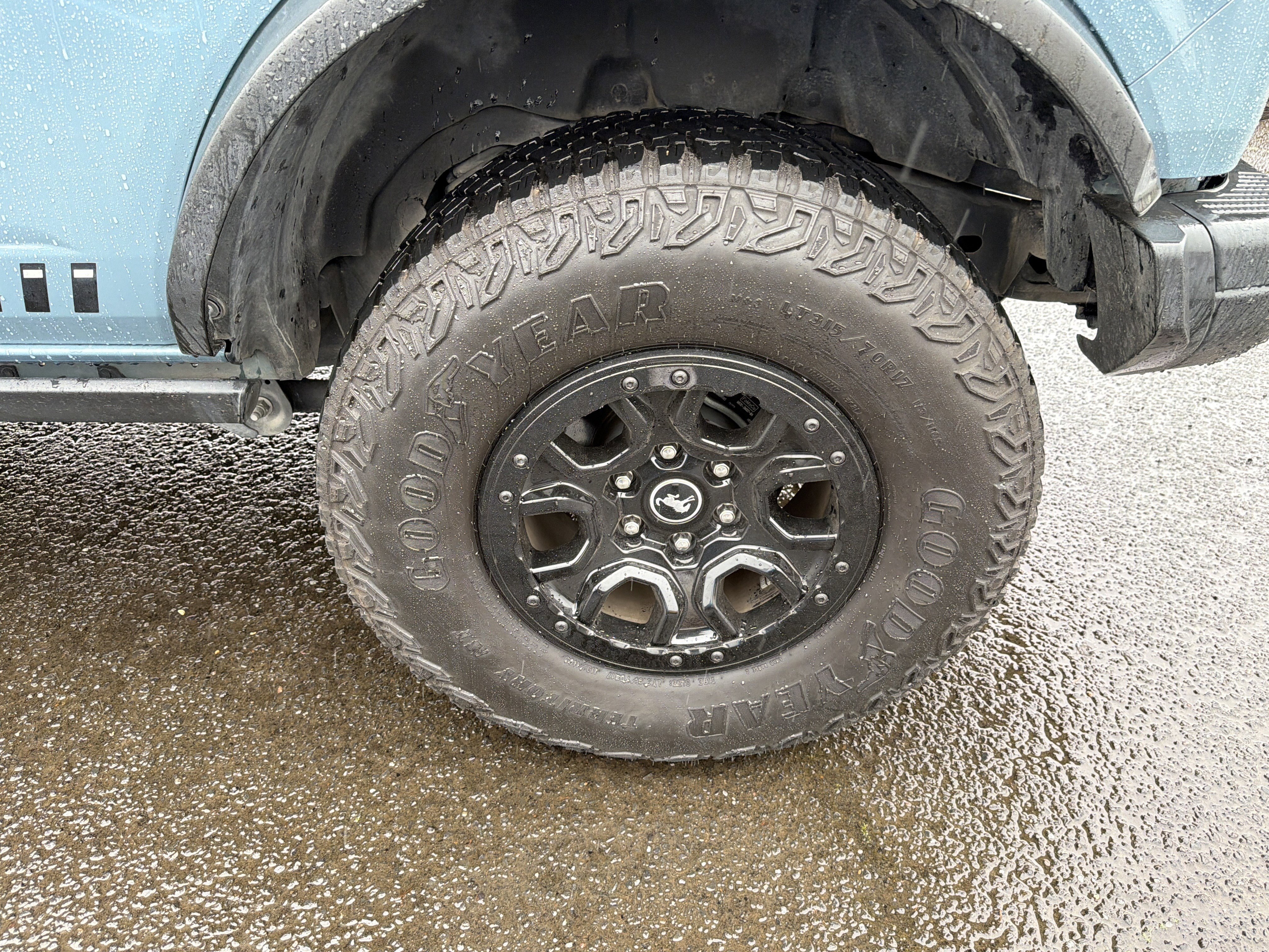 Used 2021 Ford Bronco First Edition AWD/4WD image 25