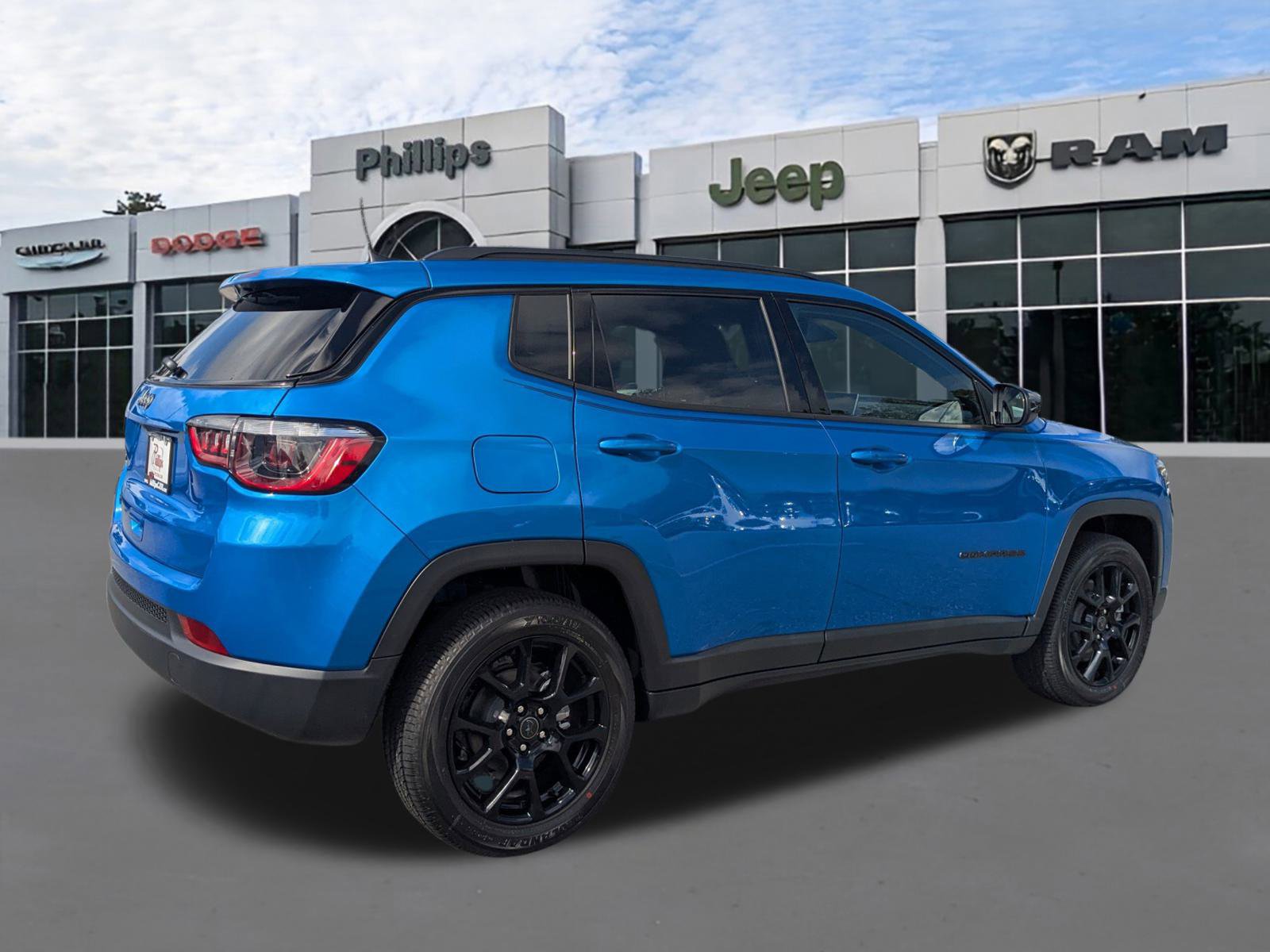 New 2026 Jeep Compass Latitude image 3