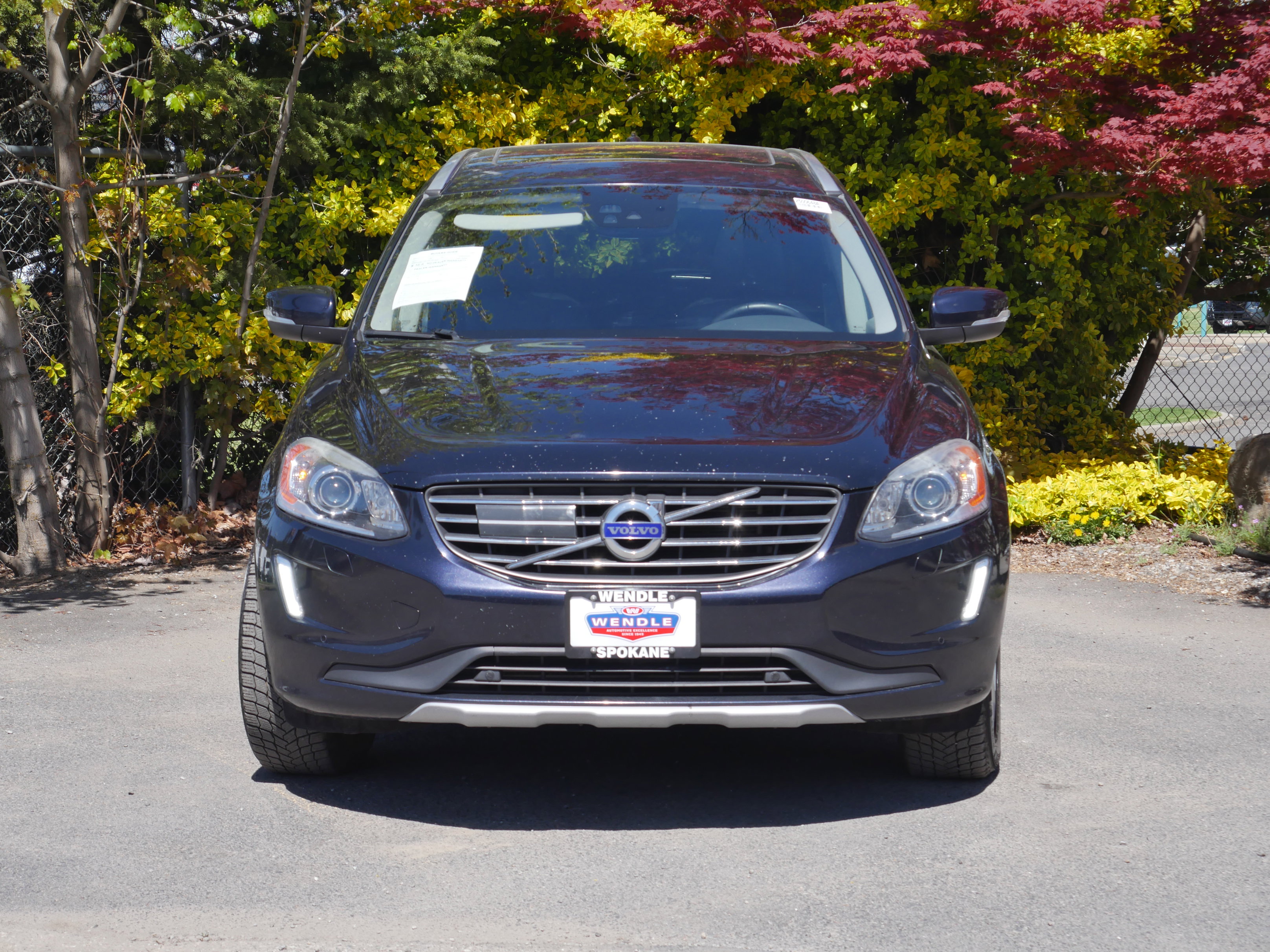 Used 2017 Volvo XC60 T5 Inscription w/ Advanced Package AWD/4WD image 26