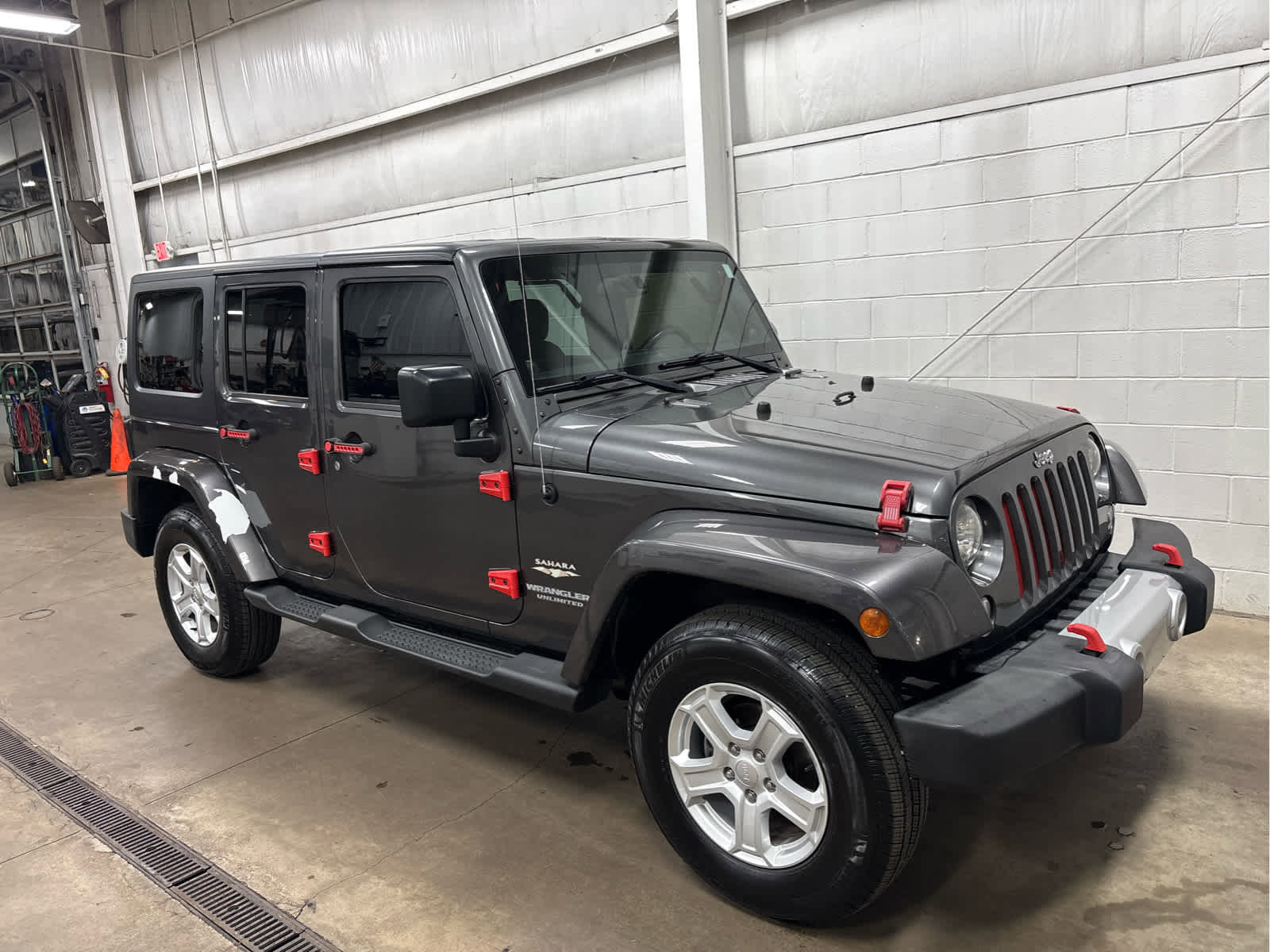 Used 2014 Jeep Wrangler Unlimited Sahara w/ Connectivity Group image 2