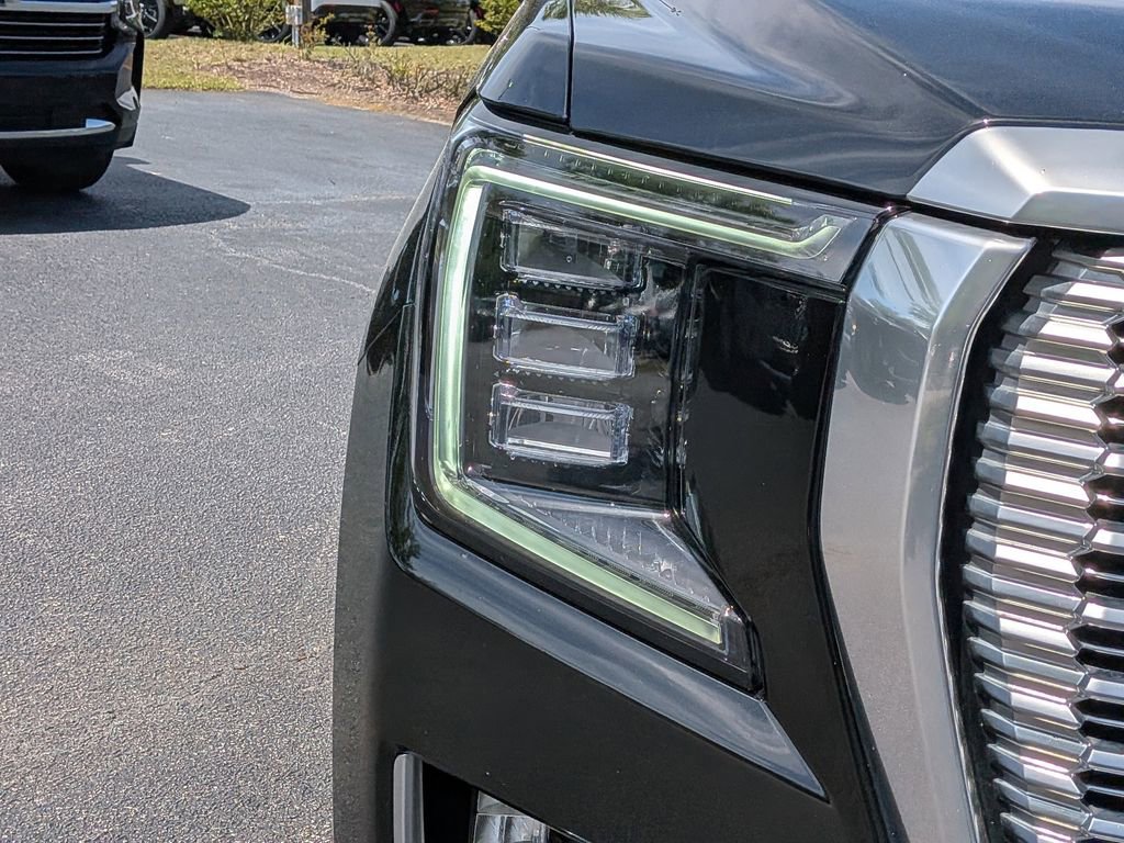 Used 2023 GMC Yukon Denali w/ LPO, Floor Liner Package image 10