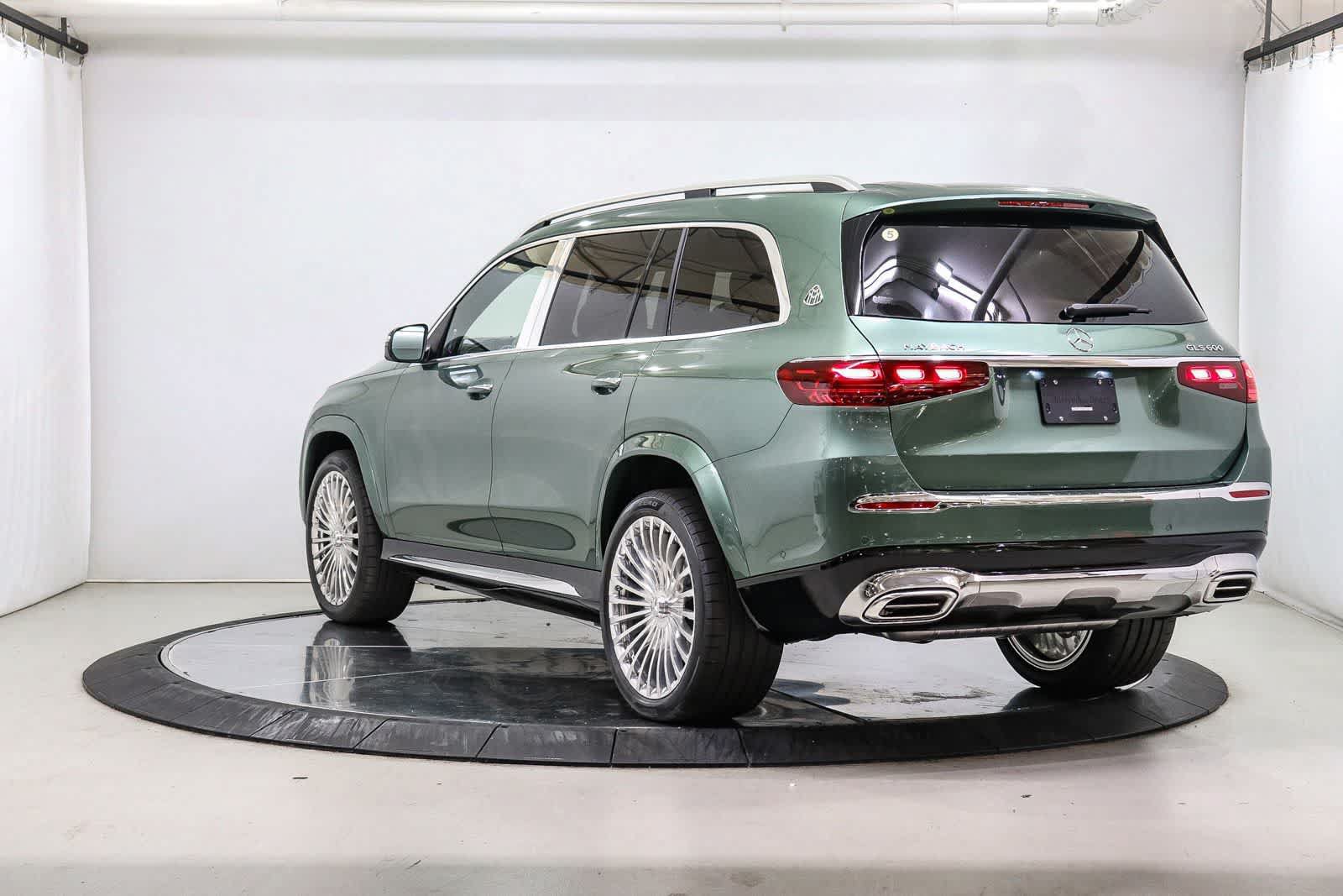 New 2026 Mercedes-Benz Maybach GLS 600 4MATIC image 2