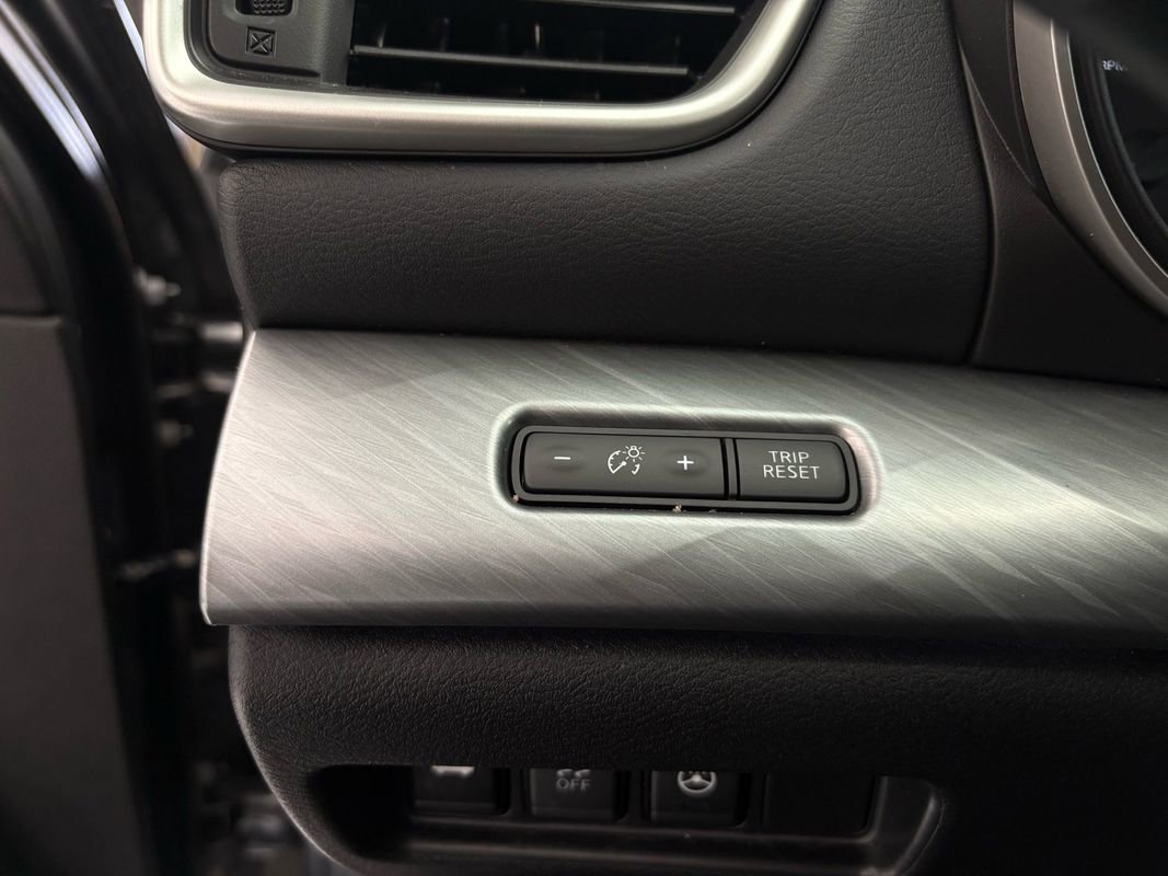 Used 2018 Nissan Maxima 3.5 SL image 29