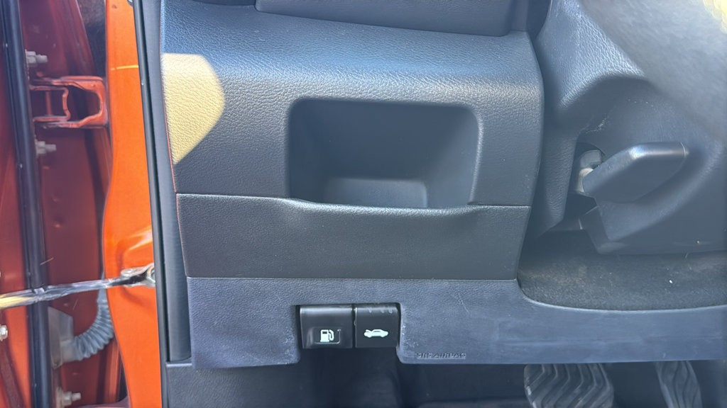 Used 2021 Nissan Kicks SR FWD image 16