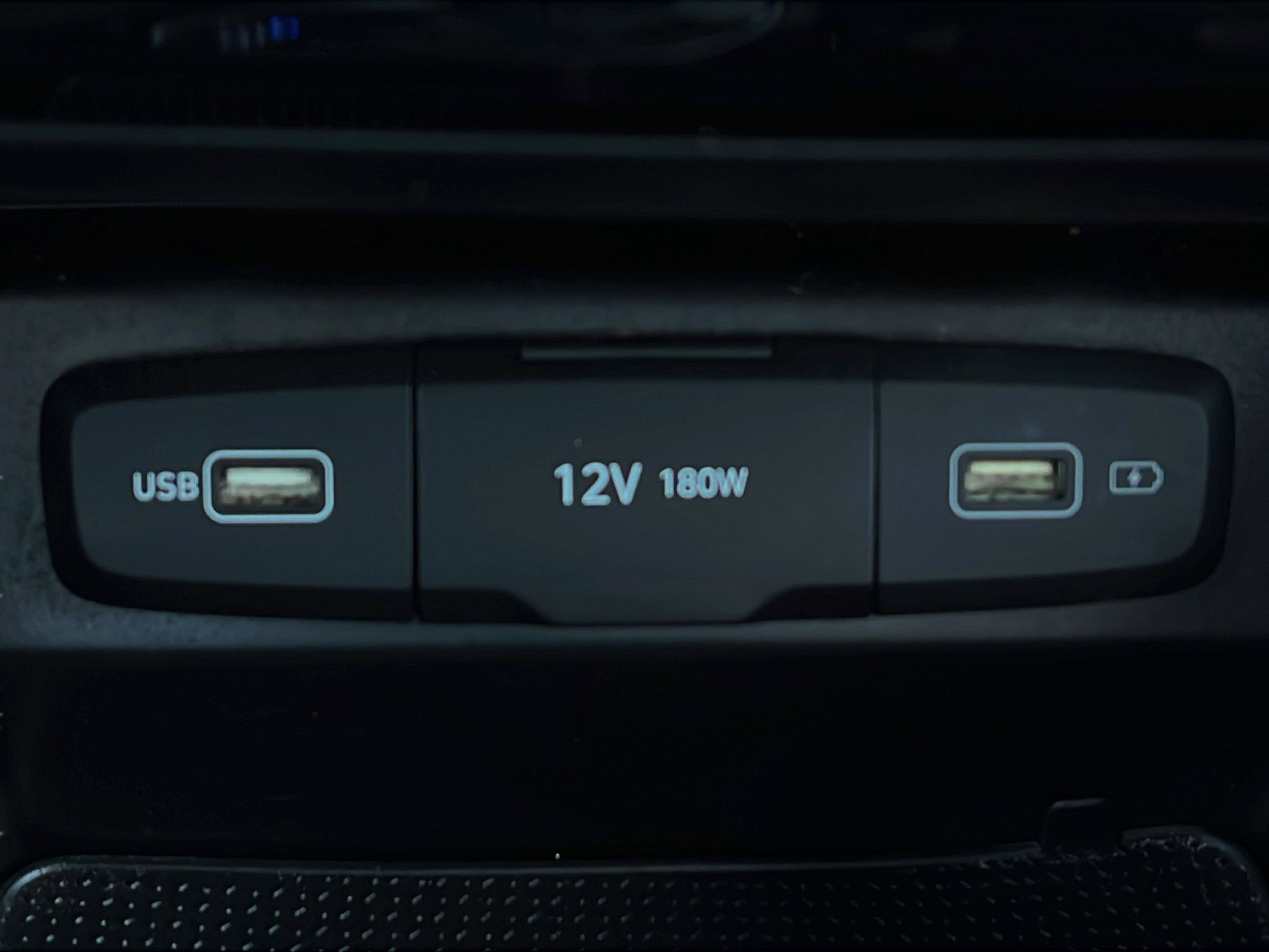 Certified 2022 Hyundai Santa Cruz SEL FWD image 16
