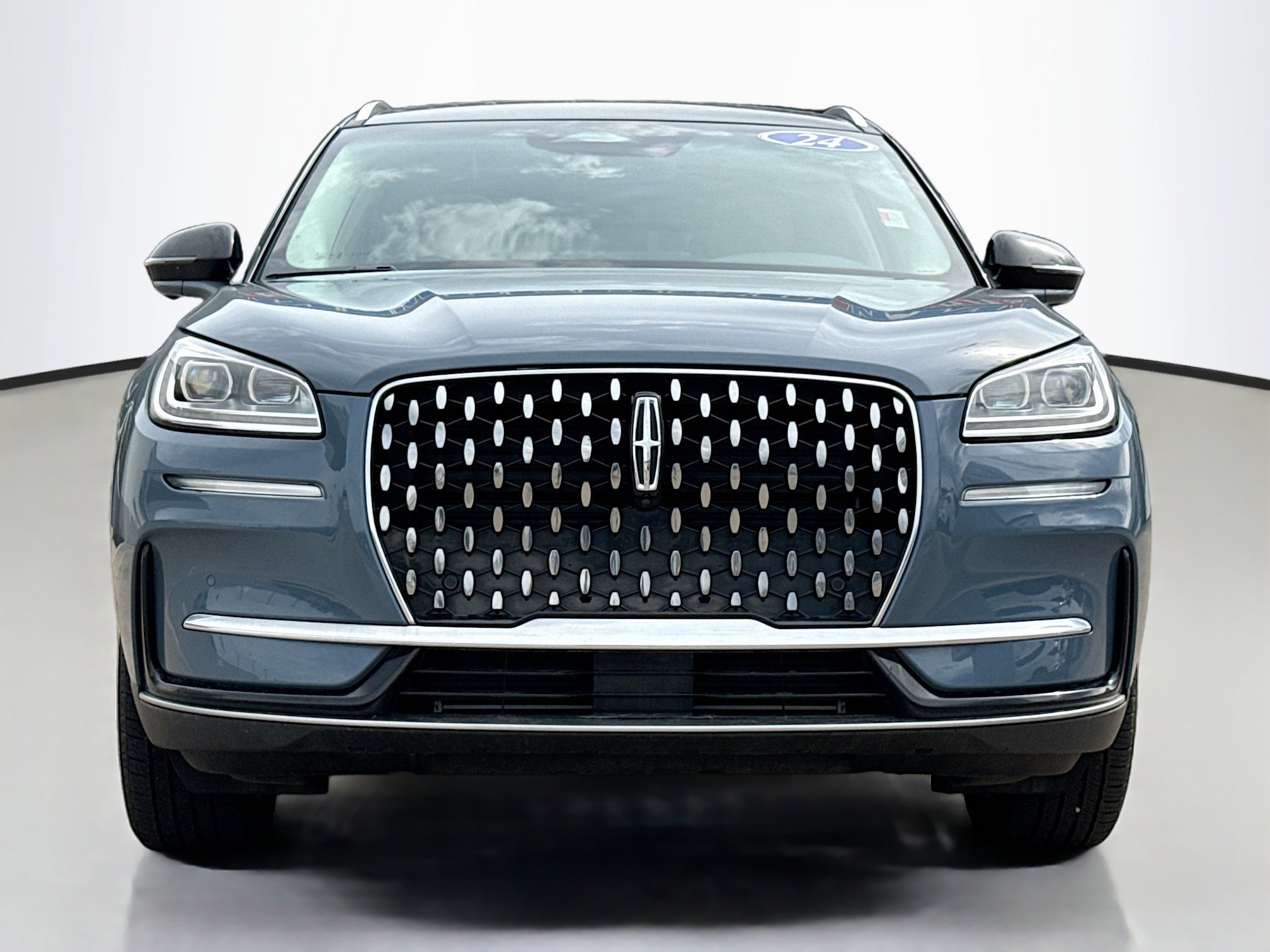 Used 2024 Lincoln Corsair Reserve w/ Equipment Group 201A AWD/4WD image 16