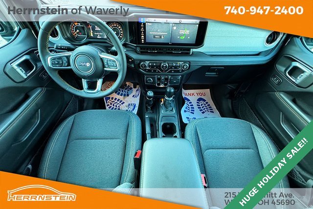 Used 2024 Jeep Wrangler Sahara image 13