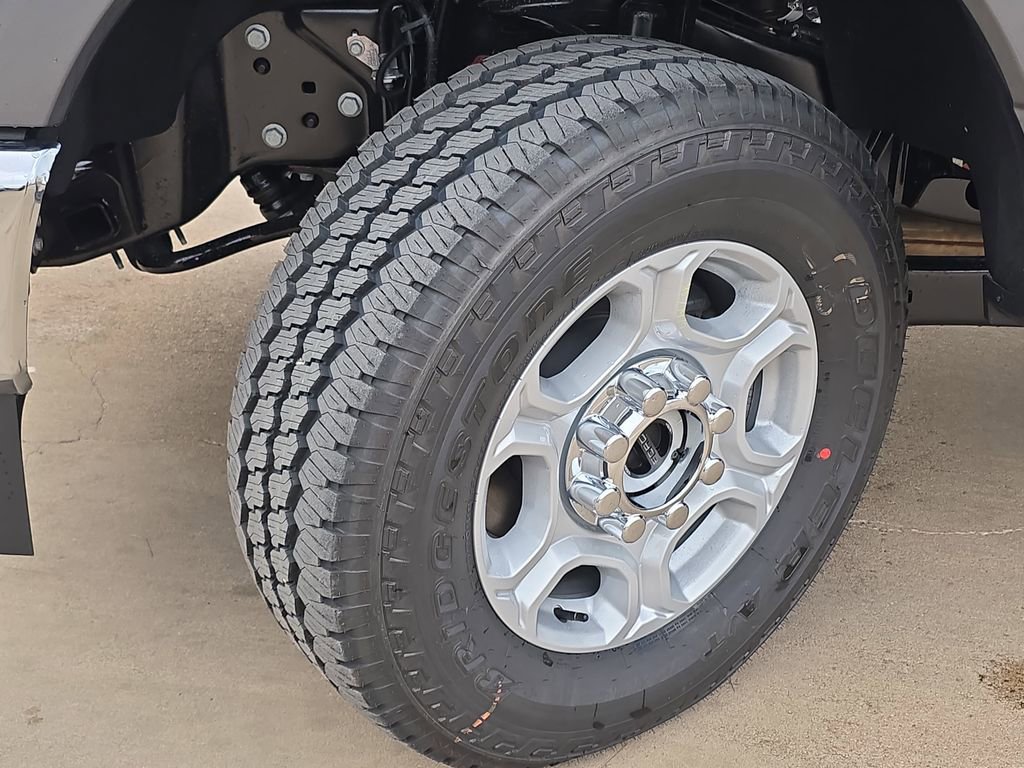 New 2026 Ford F350 XLT w/ 360-Degree Camera Package image 33