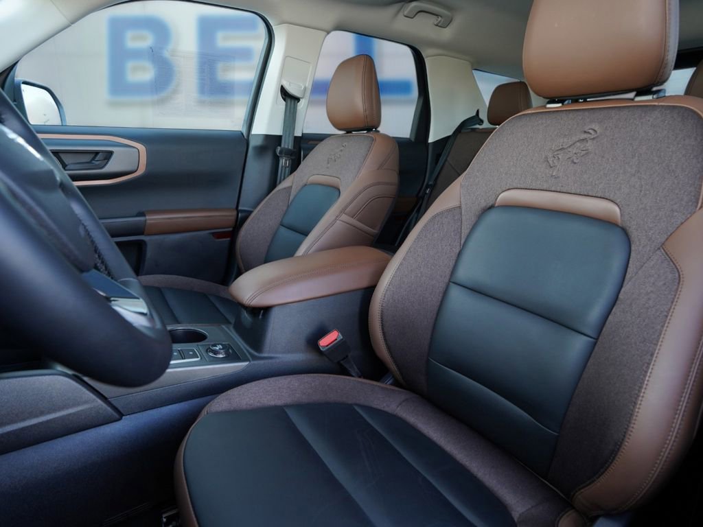 Certified 2025 Ford Bronco Sport Outer Banks w/ Outer Banks Tech Package+ image 12