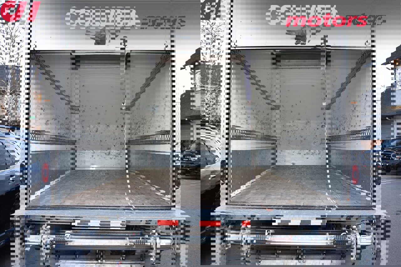 Used 2023 Chevrolet Low Cab Forward 5500XD image 23