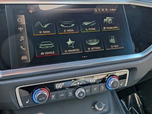 New 2025 Audi Q3 2.0T Premium image 11