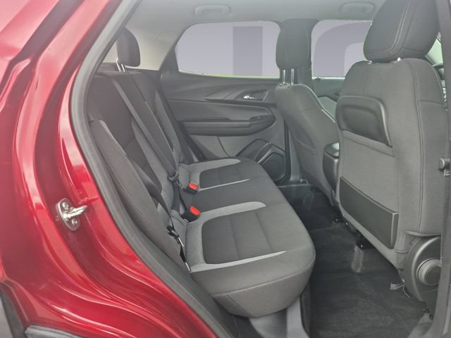 Certified 2025 Chevrolet TrailBlazer LS w/ LPO, Blackout Package AWD/4WD image 18