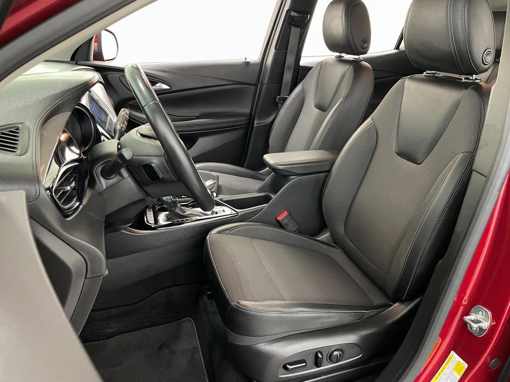 Certified 2021 Buick Encore GX Select w/ Sport Touring Package image 20